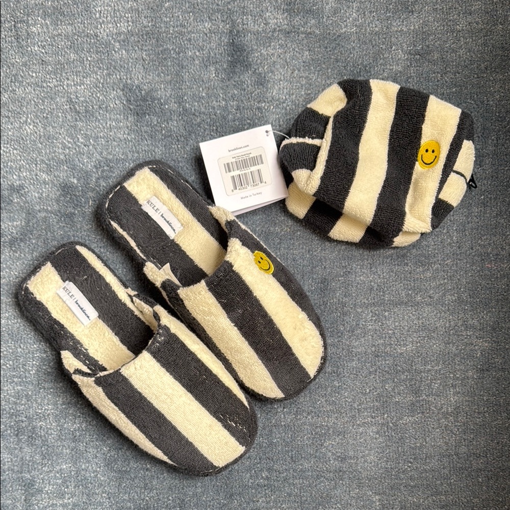 Kule x Brooklinen Striped Slippers and Pouch Set with Smiley Face — NWT